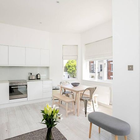 Guestready - West Kensington Home W/Balcony 伦敦 外观 照片