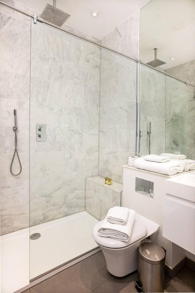 Guestready - West Kensington Home W/Balcony 伦敦 外观 照片