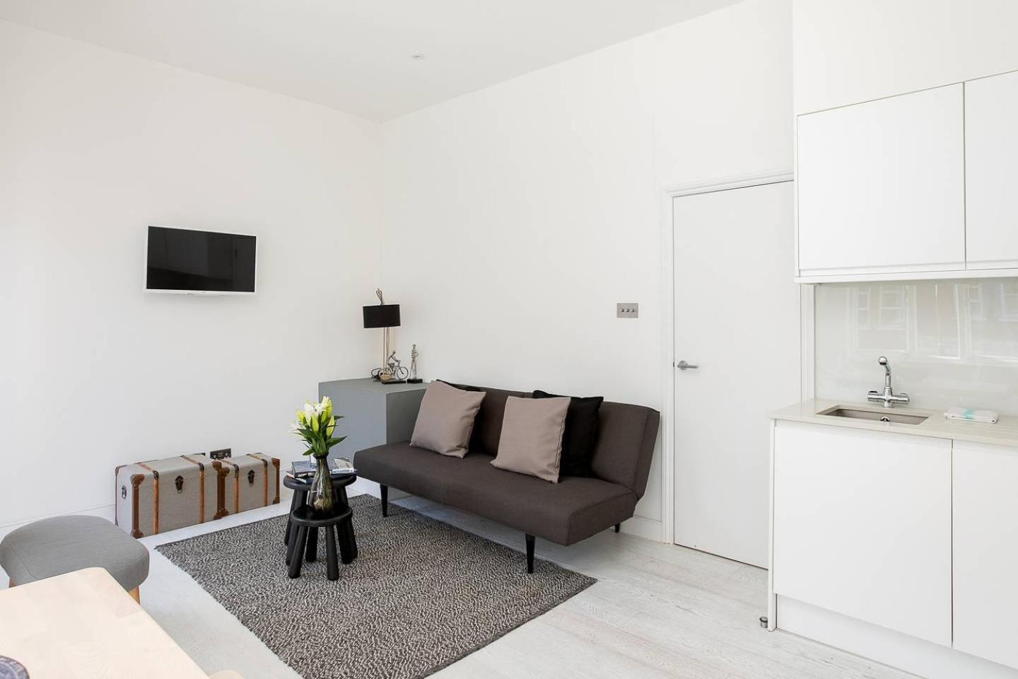 Guestready - West Kensington Home W/Balcony 伦敦 外观 照片