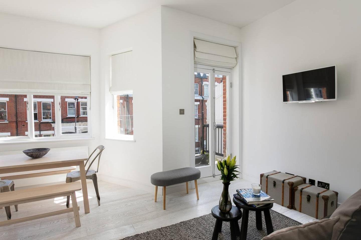 Guestready - West Kensington Home W/Balcony 伦敦 外观 照片